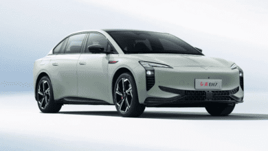 Hongqi EH7 выходит на рынок Китая по цене 31 900 долларов США. Hongqi EH7 выходит на рынок Китая по цене 31 900 долларов США.