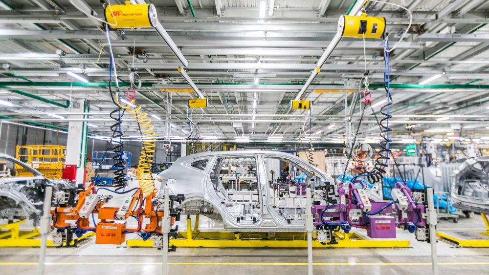 Дверная петля сварочного цеха завода Haval 