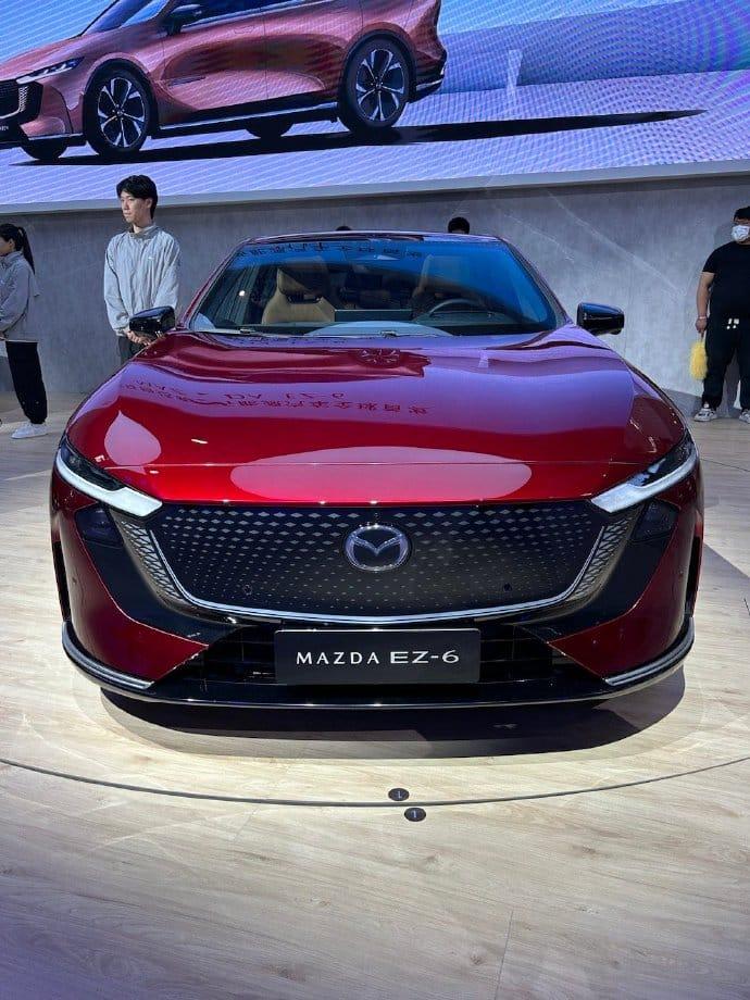 Mazda EZ-6 представлена ​​на 18-м Международном Пекинском автосалоне 2024 года