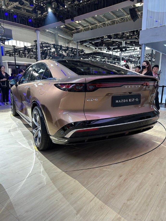 Mazda EZ-6 представлена ​​на 18-м Международном Пекинском автосалоне 2024 года