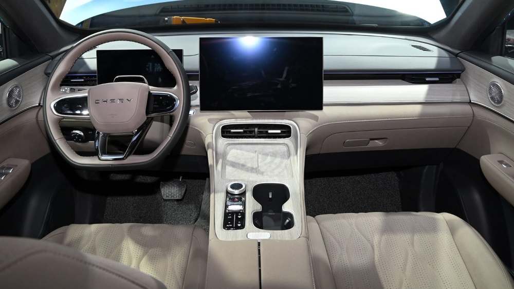 Интерьер Tiggo 8 в Пекине