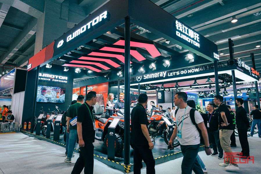 135-я Кантонская ярмарка: инновации в китайской экспортной индустрии мотоциклов и рост электроэнергетики 135-я Кантонская ярмарка: Инновации в экспортной индустрии мотоциклов Китая и рост электроэнергетики 135-я Кантонская ярмарка Инновации в экспортной индустрии мотоциклов и рост электроэнергетики Мотоцикл Chinse eb 11