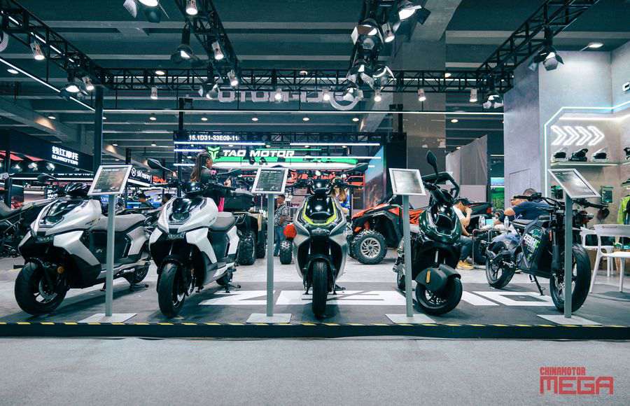 135-я Кантонская ярмарка: инновации в китайской экспортной индустрии мотоциклов и рост электроэнергетики 135-я Кантонская ярмарка: Инновации в экспортной индустрии мотоциклов Китая и рост электроэнергетики 135-я Кантонская ярмарка Инновации в экспортной индустрии мотоциклов и рост электроэнергетики Мотоцикл Chinse eb 16