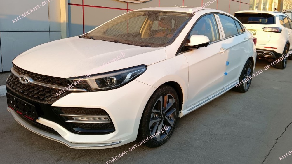 Седан Chery Arrizo GX в России Москва с лицевой стороны