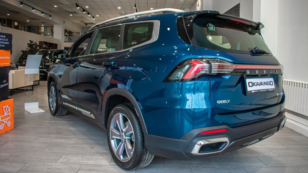 Geely Okavango в автосалоне купить новую Кунцево синюю