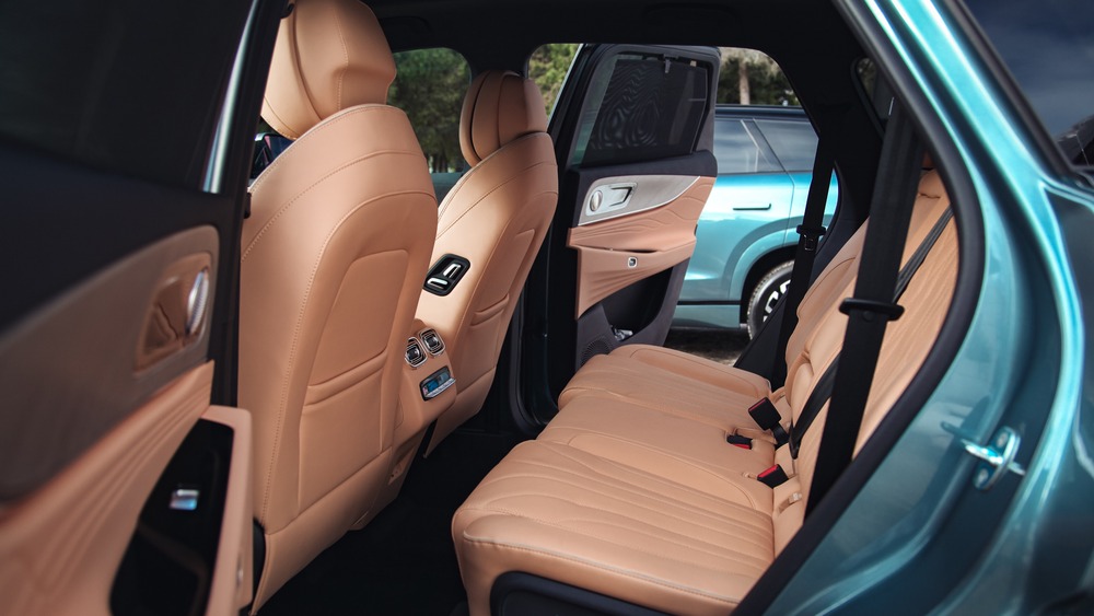 Jaecoo J8 тест салона салон второго ряда