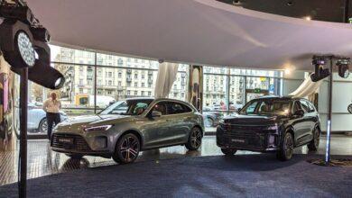 В России китайский бренд Aito меняет название на Seres и адаптирует свои авто к российским условиям В России китайский бренд Aito меняет название на Seres и адаптирует свои авто к российским условиям