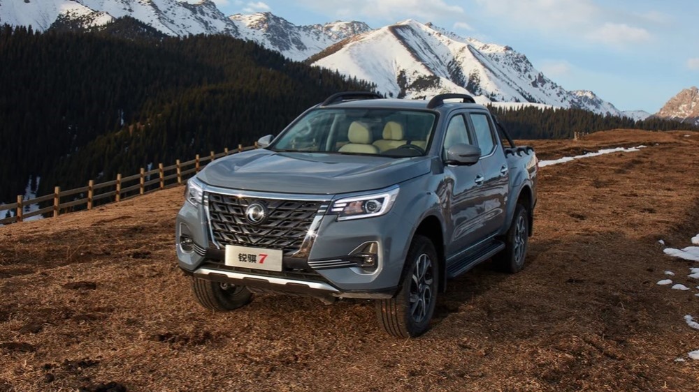 Пикап Oting Palasso Dongfeng Rich 7 спереди сбоку