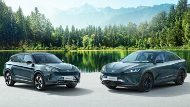 В России завод «Автотор» может начать собирать китайские автомобили Arcfox: что это за бренд?