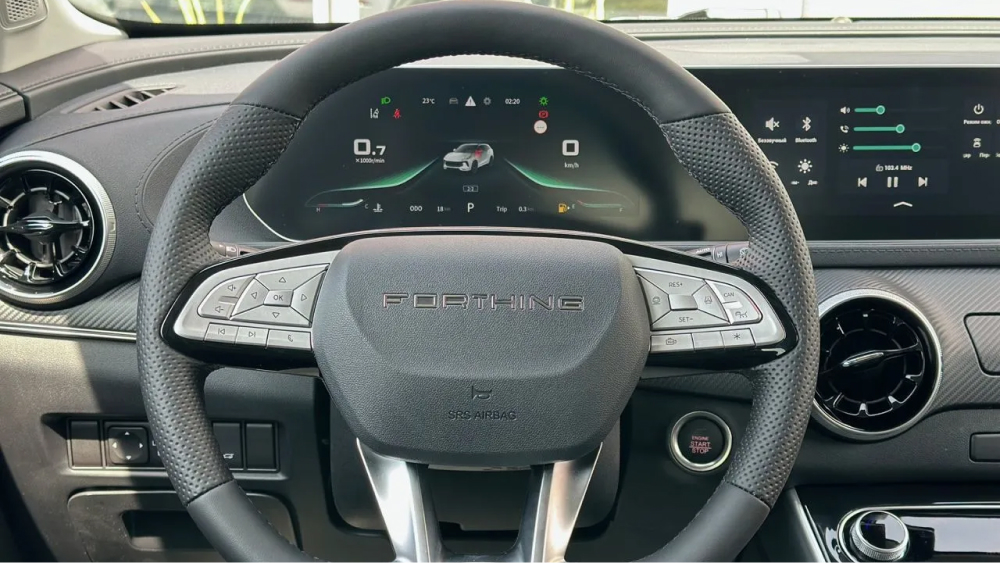 Forthing t5 evo салон серый мультимедиа на русском языке