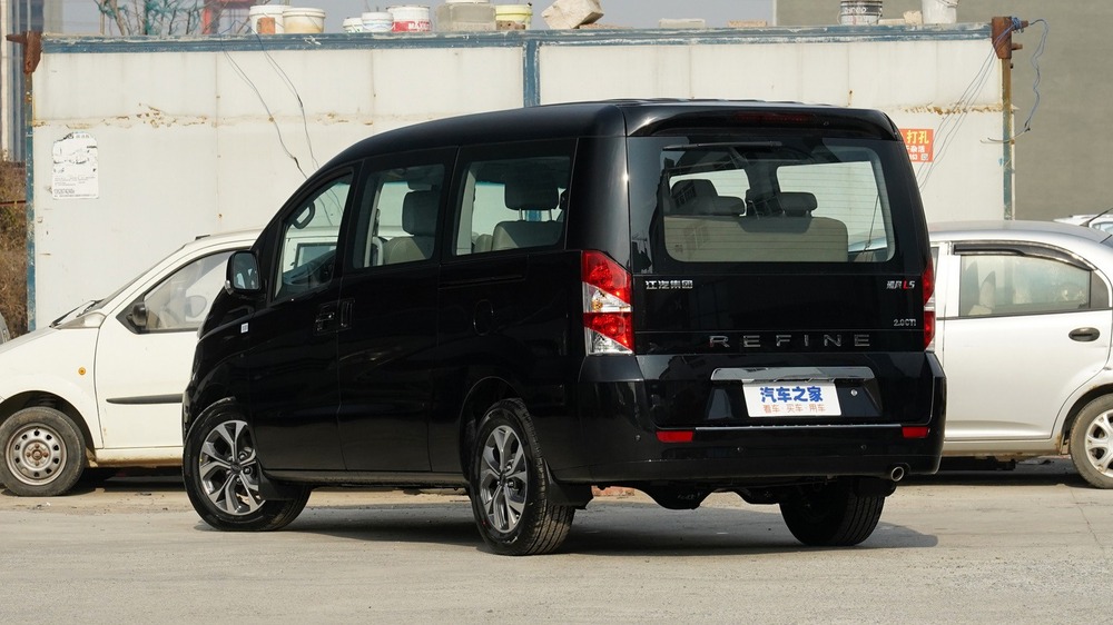 Минивэн JAC Refine L5 вид сзади