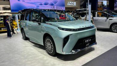 В Китае запущен в продажу гибридный минивэн SAIC Maxus Dajia 9 с ценой от 41 400 долларов США. В Китае запущен в продажу гибридный минивэн SAIC Maxus Dajia 9 с ценой от 41 400 долларов США.