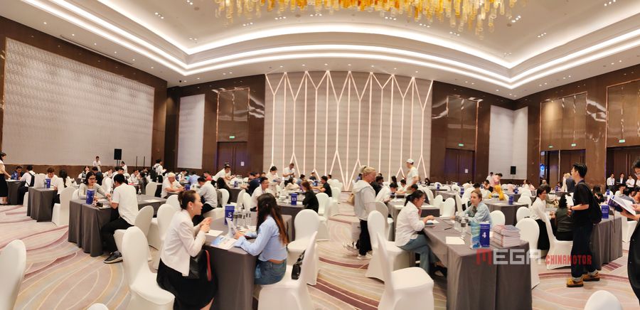 В Китае прошел форум по развитию электротехнологий в мотоциклетной и автомобильной промышленности