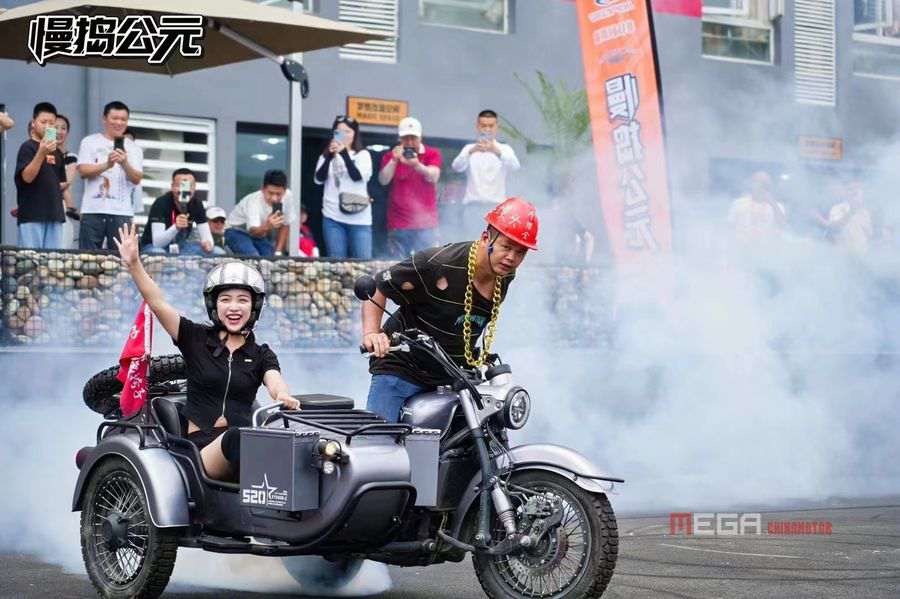 В Китае открыли выставочно-творческий парк посвященный любителям мотоциклов и мотоциклетной культуре.