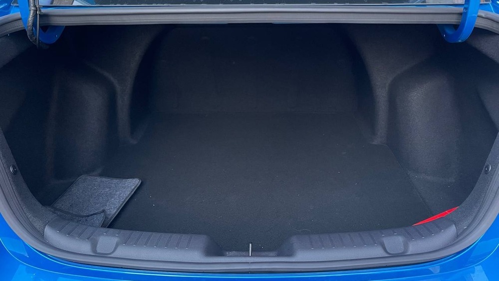 тест Changan Alsvin в Казахстане салон салон багажник