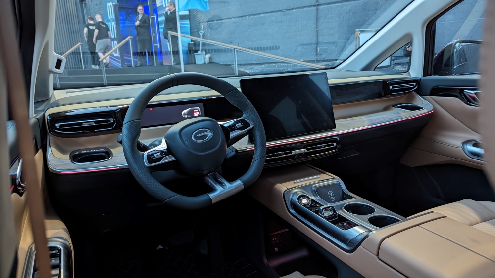 Интерьер кроссовера GAC GS3