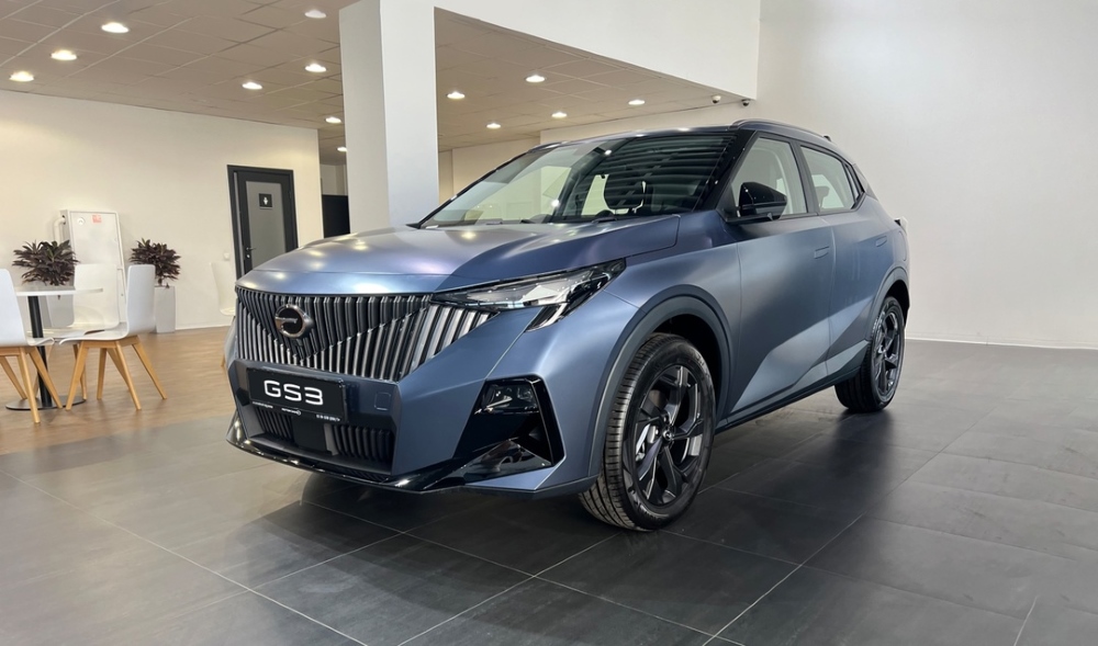 GAC GS3 в автосалоне у дилера купить новую боковую переднюю GAC Мотор Кунцево Москва
