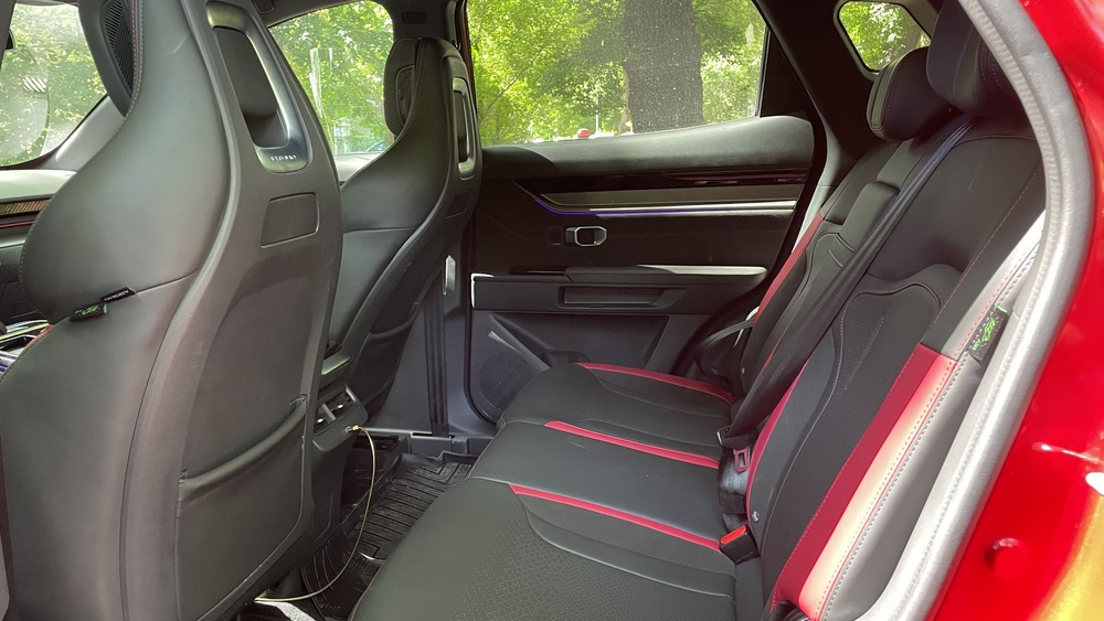 Jetour Dashing в Казахстане тест-драйв салон салон второй ряд сидений