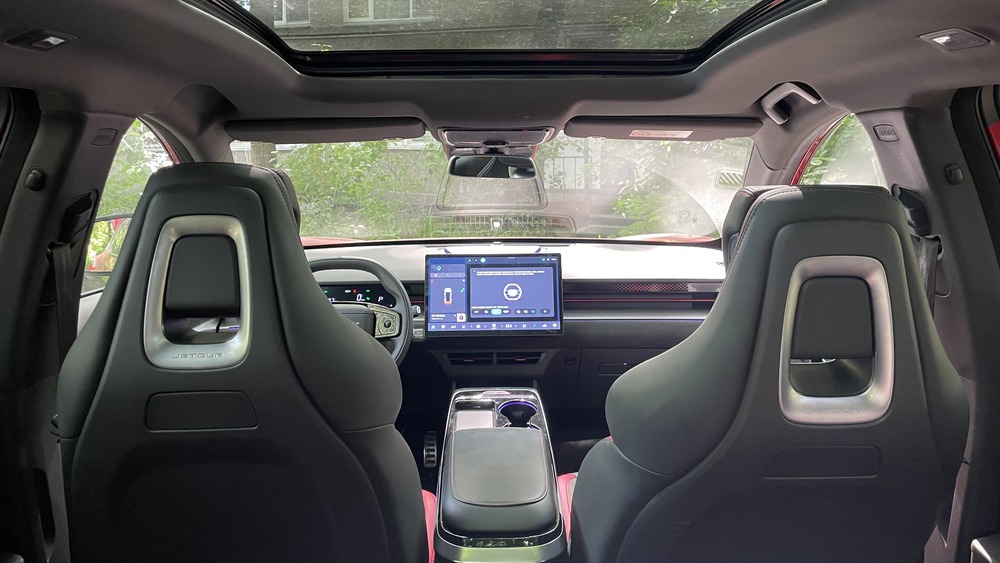Jetour Dashing в Казахстане тест-драйв салон салон первый ряд