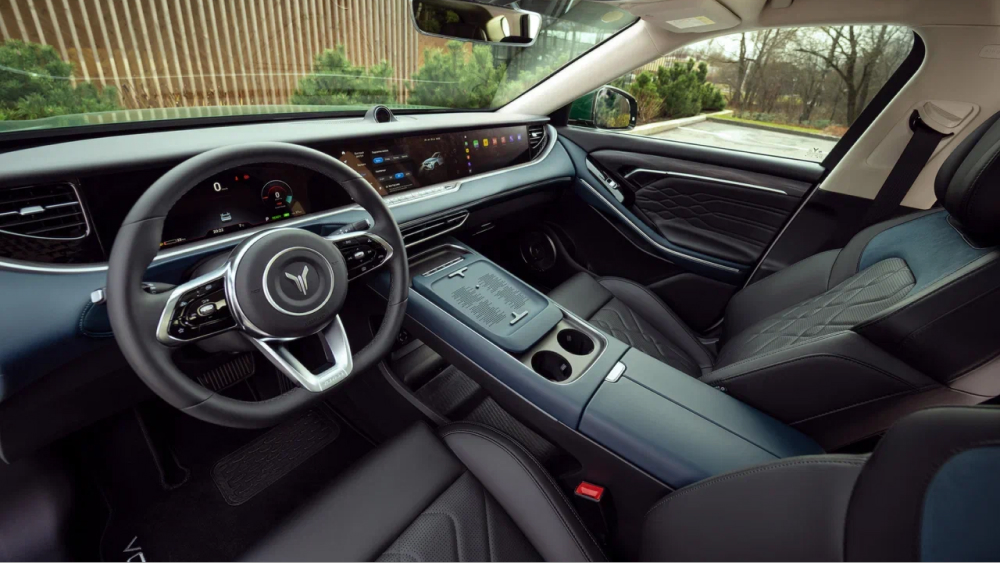 voyah free sport edition интерьер синий черный