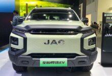 Видеообзор экстерьера и интерьера пикапа JAC Hunter EV 2024 года