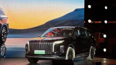 В Китае начинаются предварительные продажи кроссовера Hongqi HS7 PHEV с запасом хода 1102 км