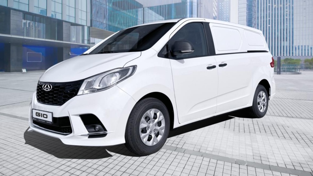 Фургон Avior G10, передняя часть