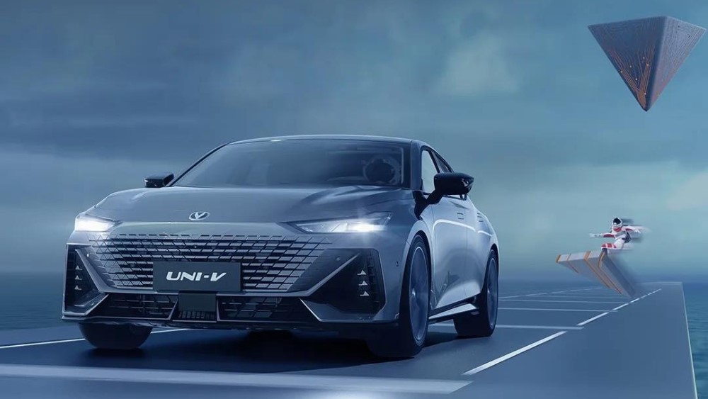 Changan Uni-V Седан