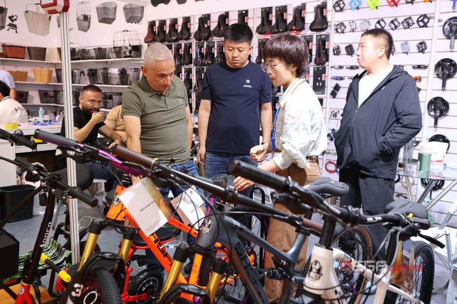 В Китае успешно завершилась международная велосипедная ярмарка CHINA CYCLE 2024, приняв 200 000 посетителей.