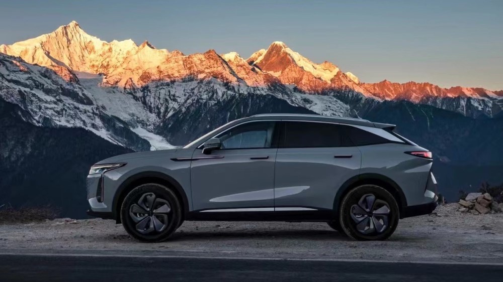 exeed RX в России со стороны