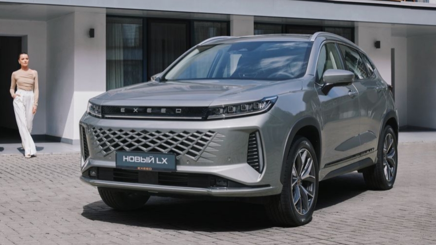 обновленный новый Exeed LX в России передняя сторона