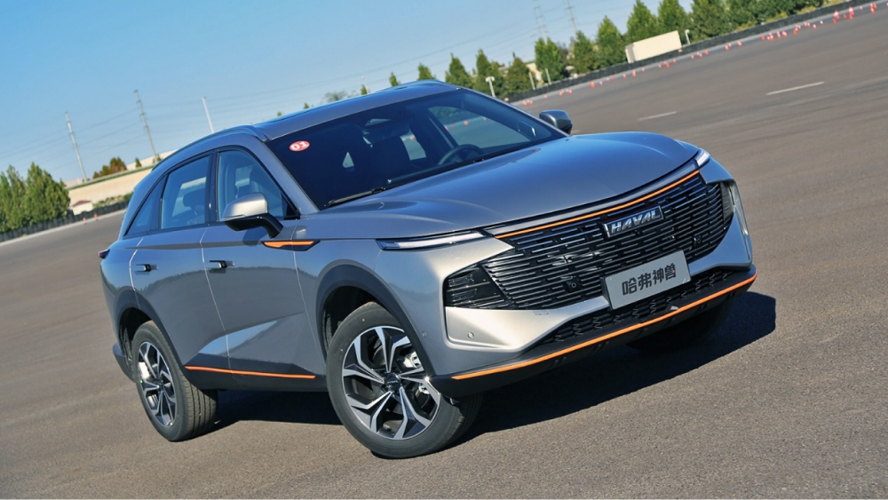 новый кроссовер haval f7 второе поколение haval monster боковая передняя часть серебристый