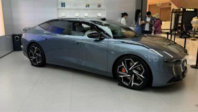 В Китае седан Lynk & Co Z10 поступил к дилерам до начала официальных продаж В Китае седан Lynk & Co Z10 поступил к дилерам до начала официальных продаж
