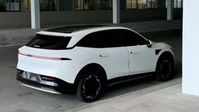 В Китае новый Geely Zeekr 7X был замечен на улице, скоро состоится официальный запуск продаж. В Китае новый Geely Zeekr 7X был замечен на улице, скоро состоится официальный запуск продаж.