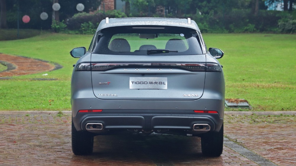 Chery Tiggo 8L кроссовер сзади