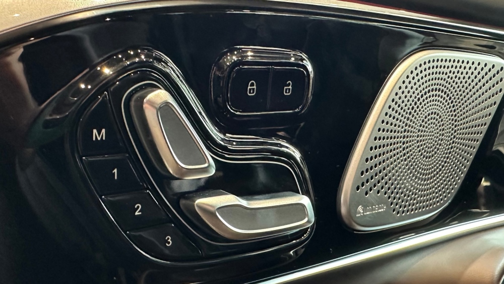 Рестайлинговый кроссовер Exeed TXL в дилерском центре