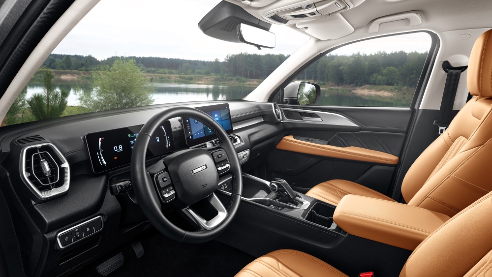 Интерьер внедорожника Haval H5