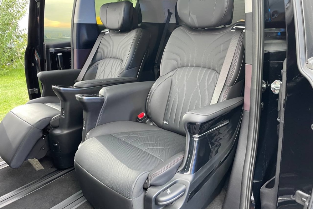 Сиденье 2-го ряда GAC M8