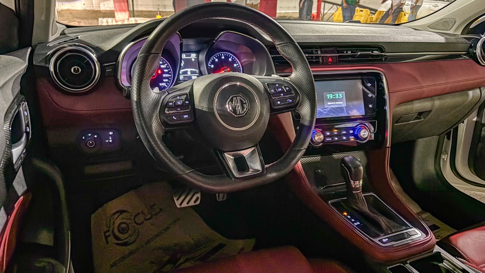 MG 6 в Казахстане интерьер салона