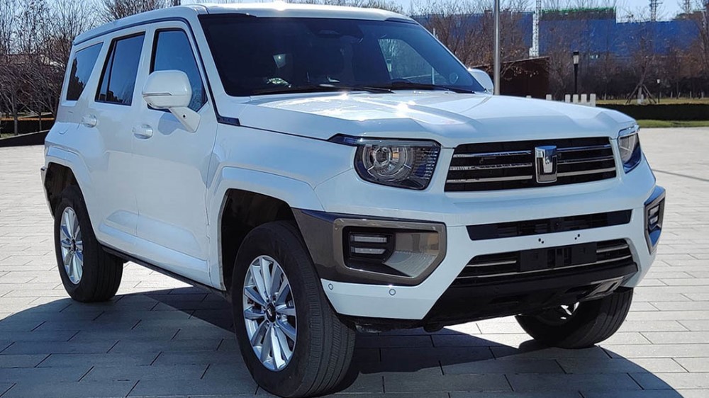 Внедорожник Танк 700 серийный вид спереди