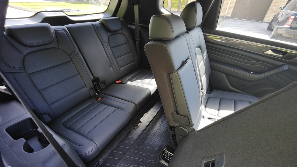 Dongfeng DFSK Fengon ix7 тест Мишина салон интерьер сиденья третий ряд