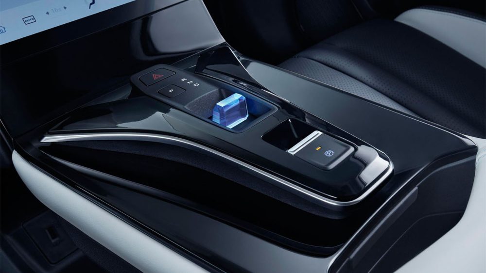 Интерьер салона Dongfeng Aeolus Mage