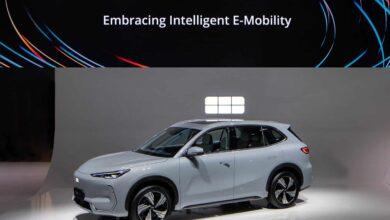 В Китае Geely EX5 (Galaxy E5) предназначен для экспорта и отправится в Норвегию, Австралию, Таиланд, Индонезию В Китае Geely EX5 (Galaxy E5) предназначен для экспорта и отправится в Норвегию, Австралию, Таиланд, Индонезию