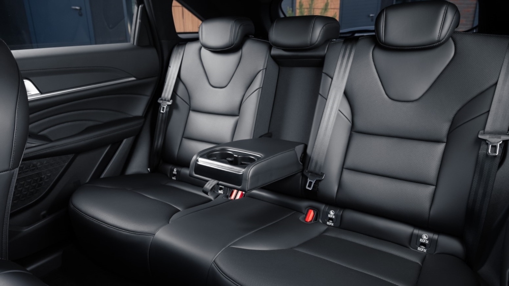 новый Haval F7 тестовый салон интерьер второго ряда сидений