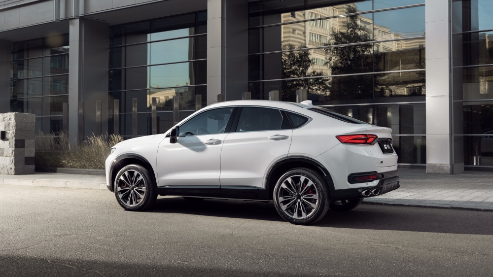 Knewstar 001 вид сбоку