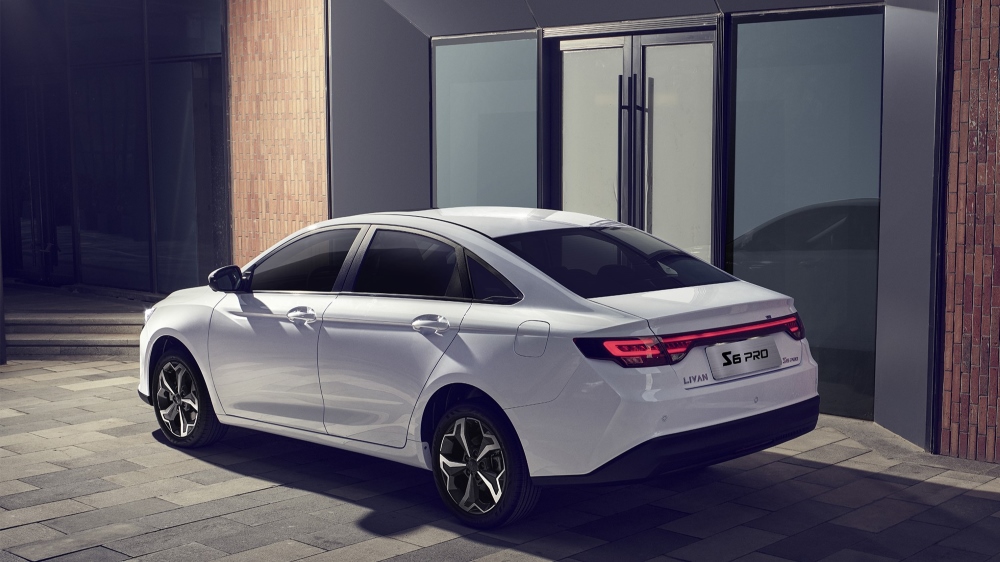 Livan S6 Pro боковая задняя часть белая