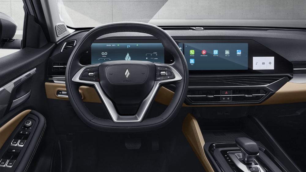 Водительское сиденье салона Livan X6 Pro