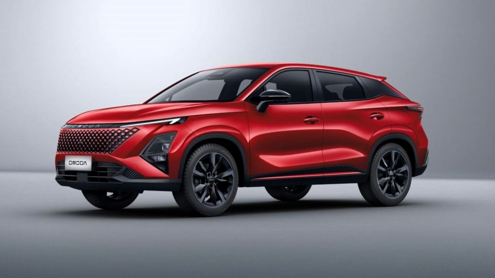 Обновленная версия передней части кроссовера Omoda C5