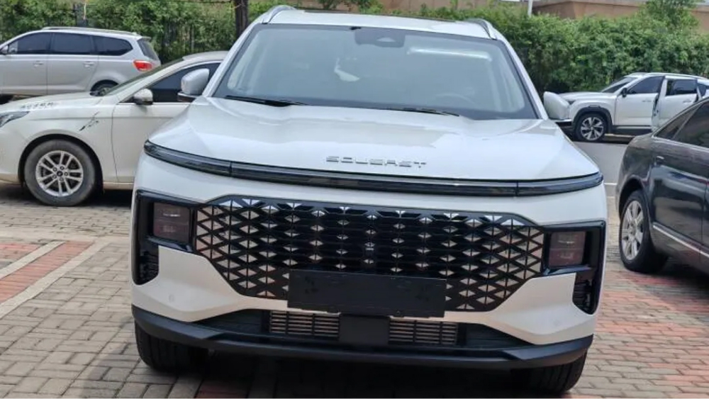 Soueast s07 jetour x70 plus кроссовер передний белый