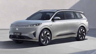 В Китае начались предварительные продажи кроссовера Dongfeng eπ 008 с запасом хода 1300 км. В Китае начались предварительные продажи кроссовера Dongfeng eπ 008 с запасом хода 1300 км.